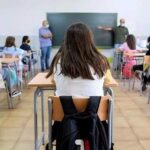 Una hora más de clase diaria en primaria: horarios sugeridos y pagos a docentes