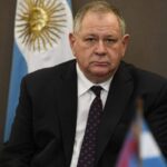 FABIAN ROGEL: POR MÁS QUE LE MOLESTE AL PRESIDENTE, LA UCR SIGUE EXISTIENDO
