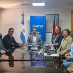 Enersa y el Copnaf firmaron un convenio para la donación de calzado e indumentaria